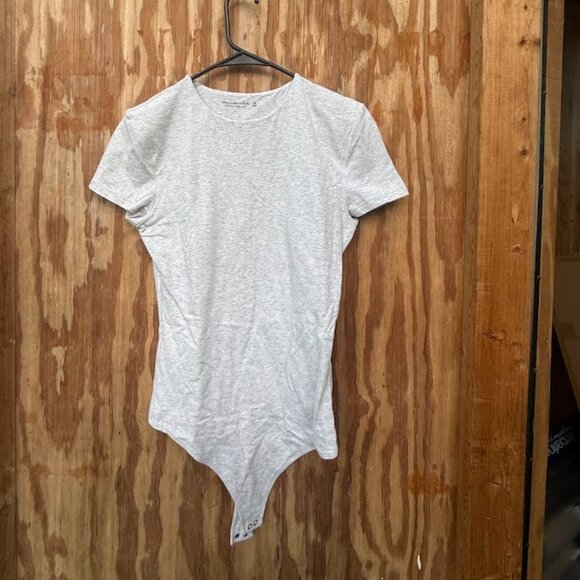 Abercrombie & Fitch Grey Bodysuit (Size M) - Picture 1 of 4